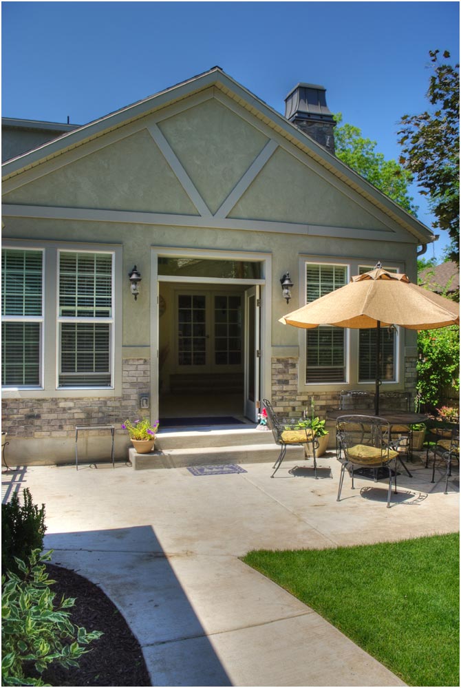 East Cape back yard patio Garage Remodel | Renovation Design Group