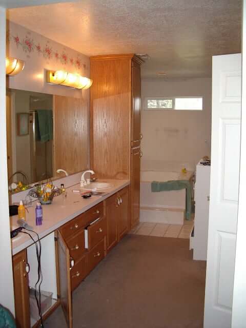 Country Road Bathroom Before | Renovation Design Group