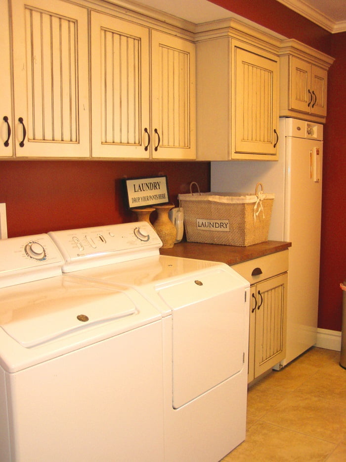 Country Home Mudroom and laundry | Renovation Design Group