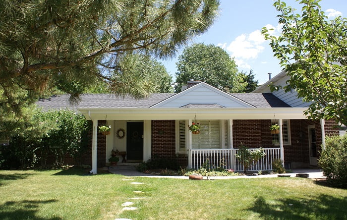 _Before_Front Exterior Remodel_Updating House Exterior_Cape House Renvovation IdeasAfter_Interior Remodel_Living Room_Family Room Design resized | Renovation Design Group