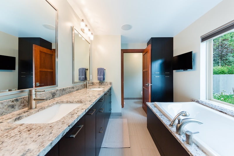 After_Interior_Master Bathrooms_Modern Bathroom Ideas_Contemporary Split Level Home | Renovation Design Group