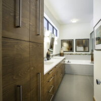 After_interior_Full Luxury Bath_Modern | Renovation Design Group