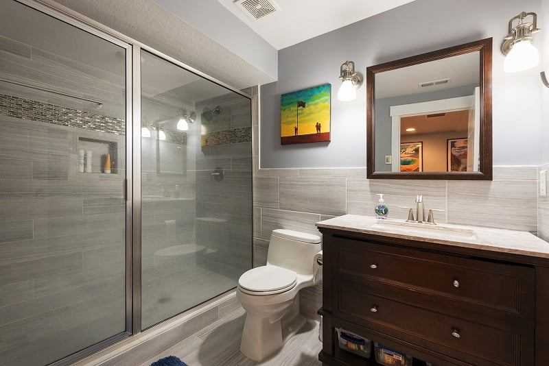 Basement Bathroom win traditional style