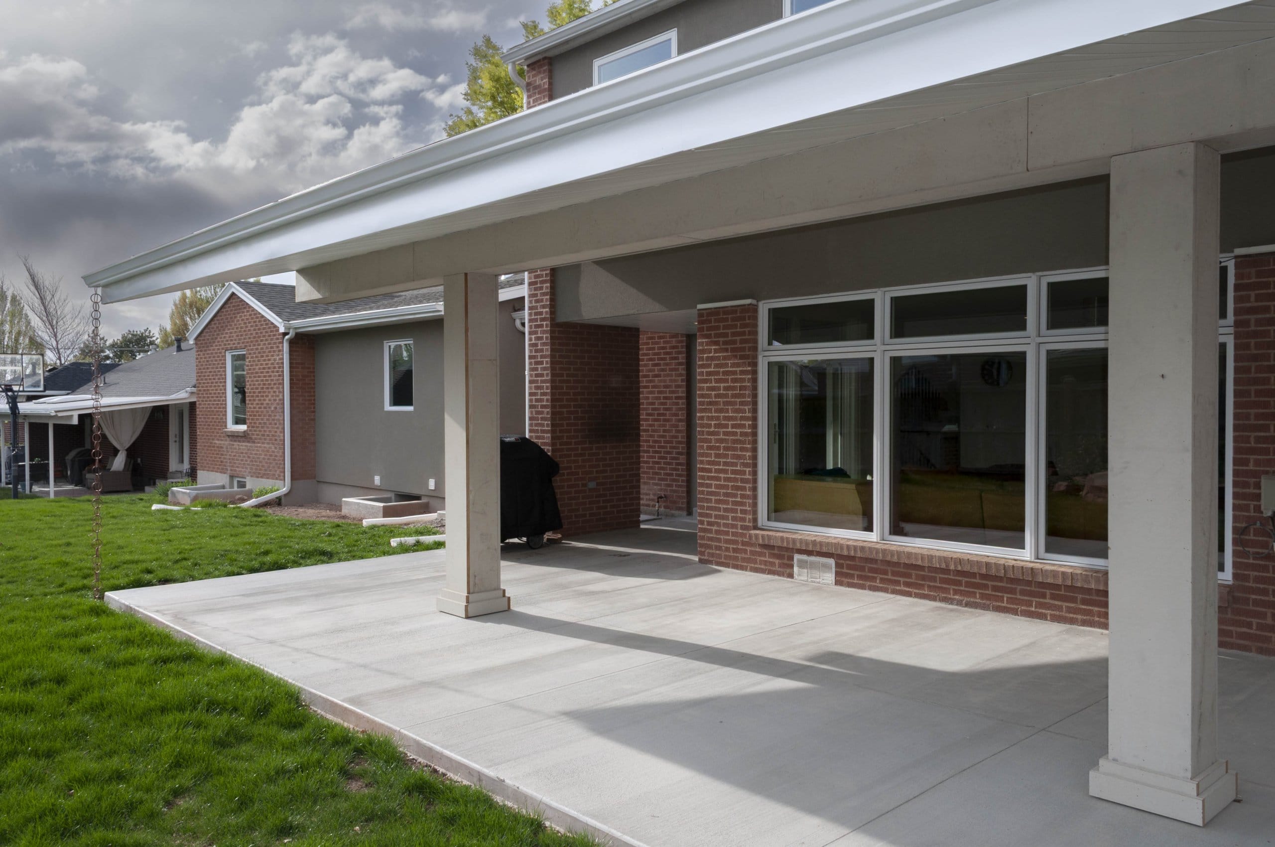 Backyard covered patio.