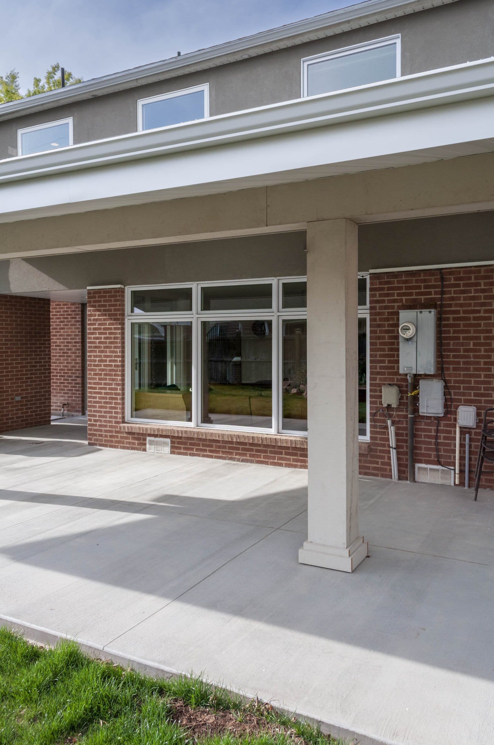 Backyard covered patio.